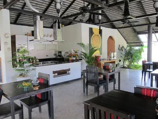 Дой-Сакет: Baan Chai Thung