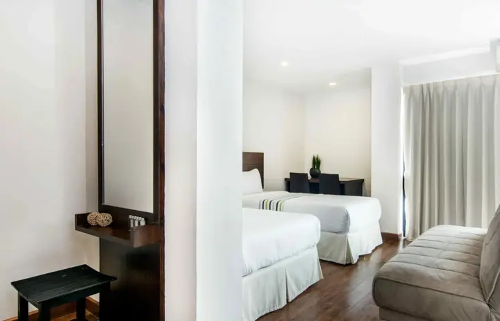 Бангкок: The Phoenix Hotel Bangkok