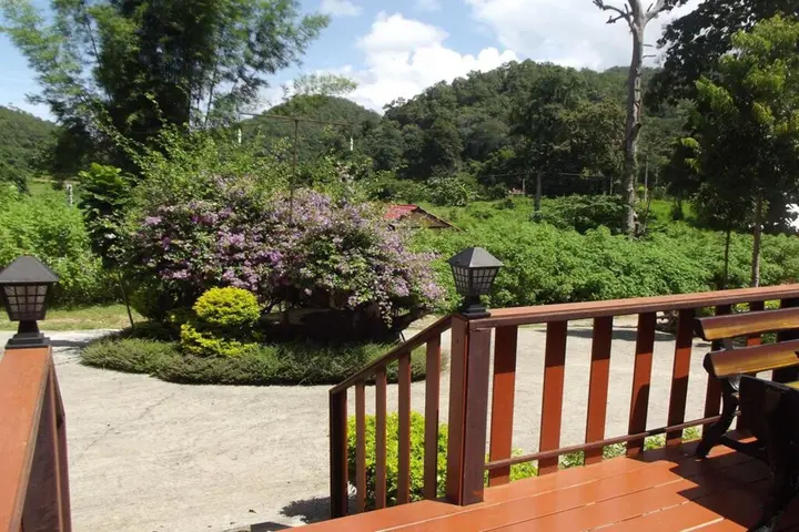 Мэхонгсон: Phuchomjan Resort