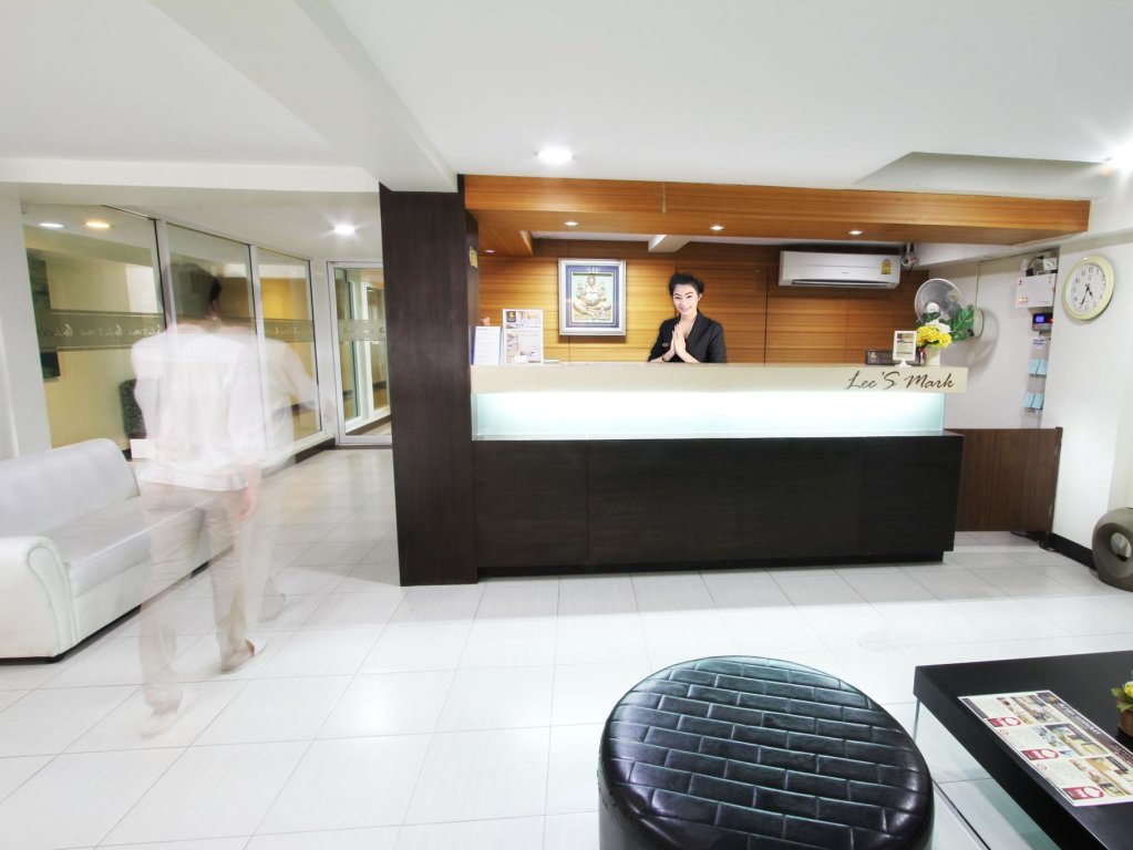 Самутпракан: Lee's Mark Residence