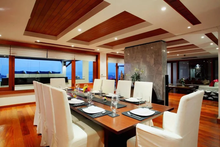 Тхаланг: Villa Yang Som