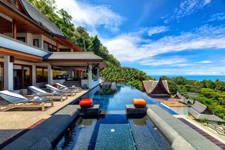 Тхаланг: Villa Yang Som