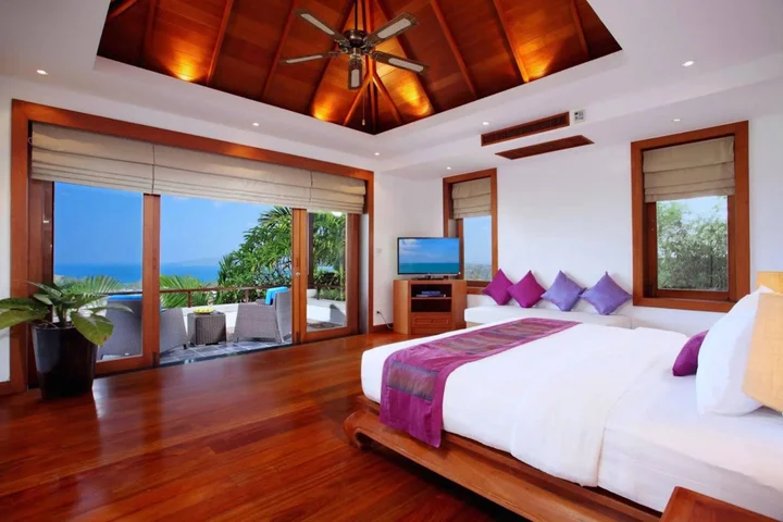 Тхаланг: Villa Yang Som
