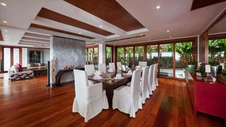 Тхаланг: Villa Yang Som