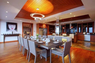 Тхаланг: Villa Yang Som