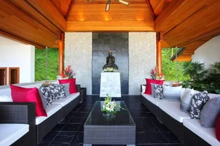 Тхаланг: Villa Yang Som
