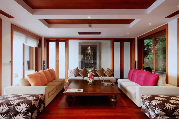 Тхаланг: Villa Yang Som