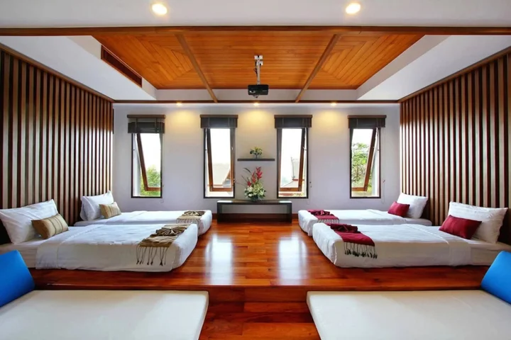 Тхаланг: Villa Yang Som