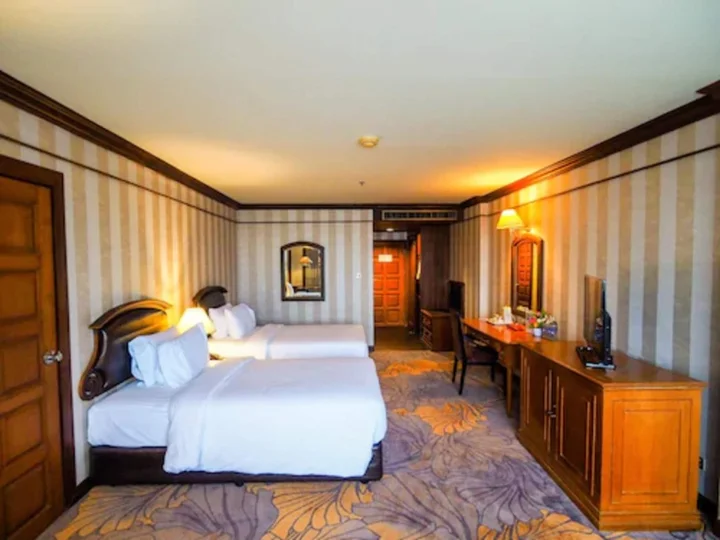 Накхонситхаммарат: Twin Lotus Hotel