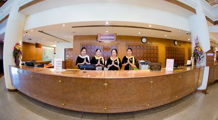 Накхонситхаммарат: Twin Lotus Hotel