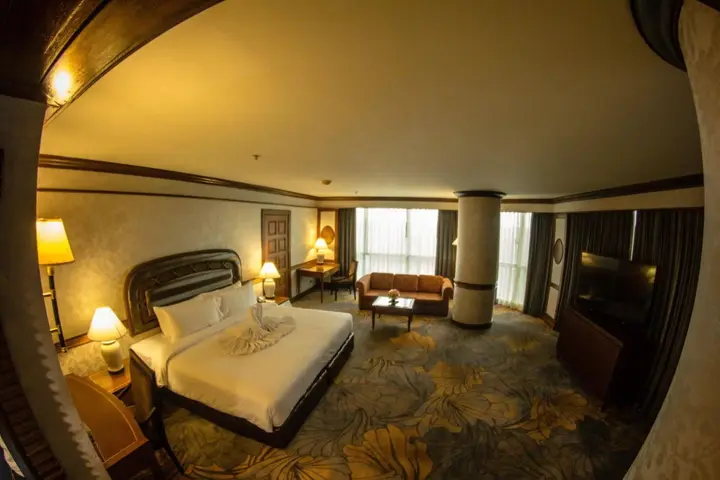 Накхонситхаммарат: Twin Lotus Hotel
