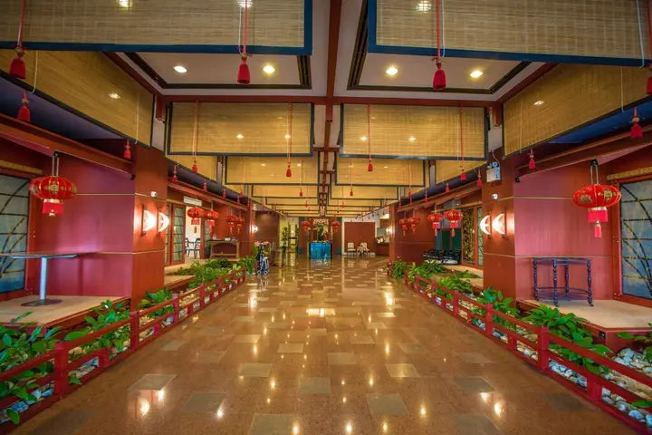 Накхонситхаммарат: Twin Lotus Hotel