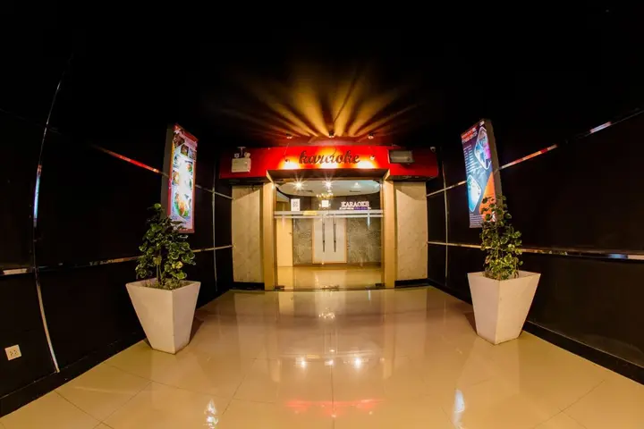 Накхонситхаммарат: Twin Lotus Hotel