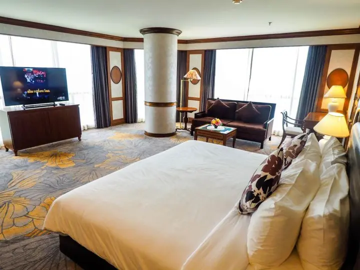 Накхонситхаммарат: Twin Lotus Hotel
