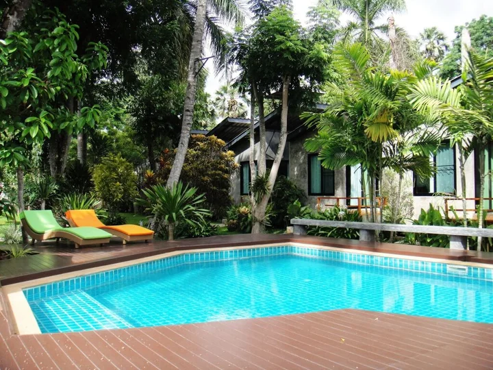 Паи: Family House at Pai