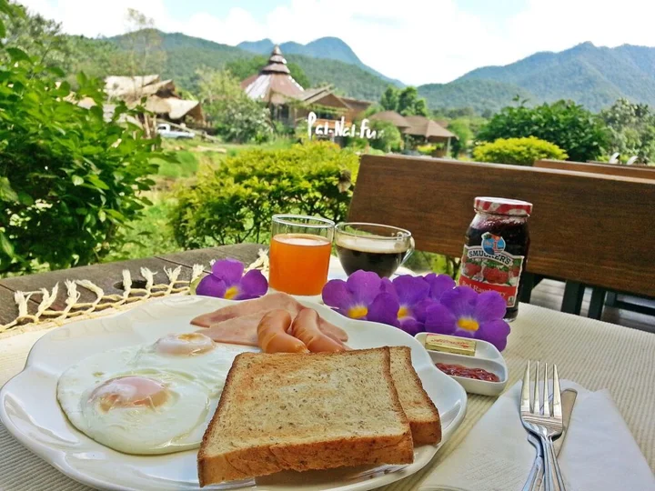 Паи: Family House at Pai