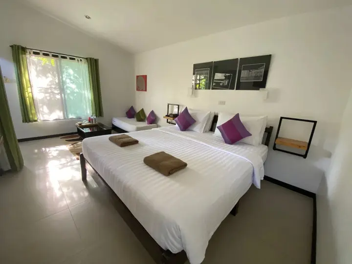 Паи: Family House at Pai