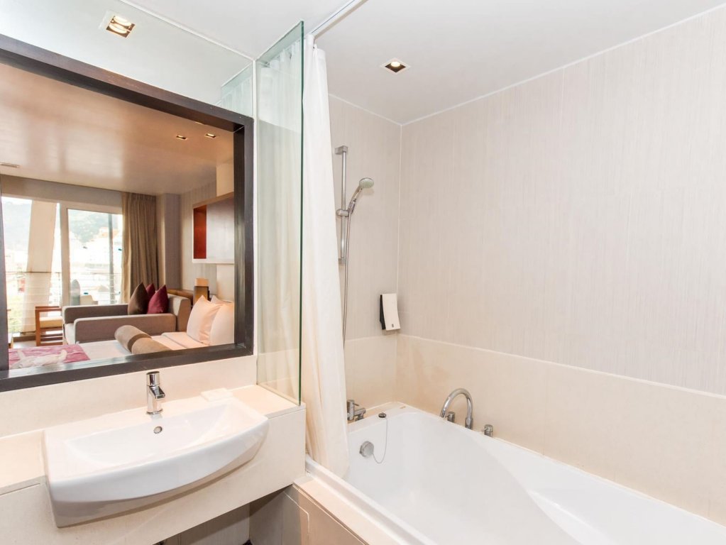 Пхукет: Отель ASHLEE Hub Hotel Patong