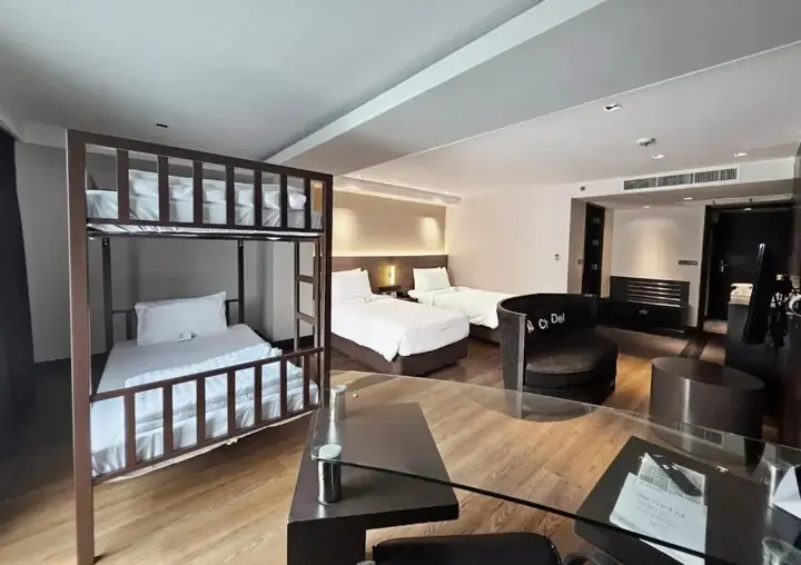 Бангкок: Отель Golden Tulip Mandison Suites