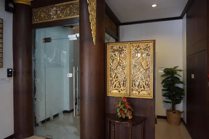 Кхонкэн: The Next Grand Hotel