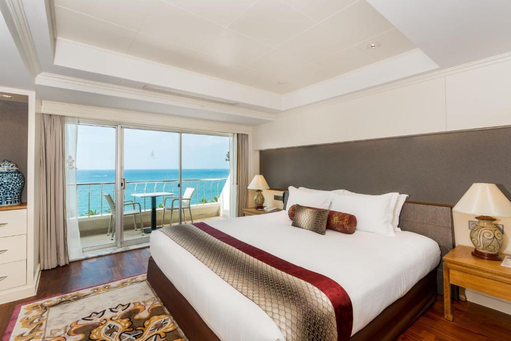 Паттайя: Royal Wing Suites & Spa Pattaya