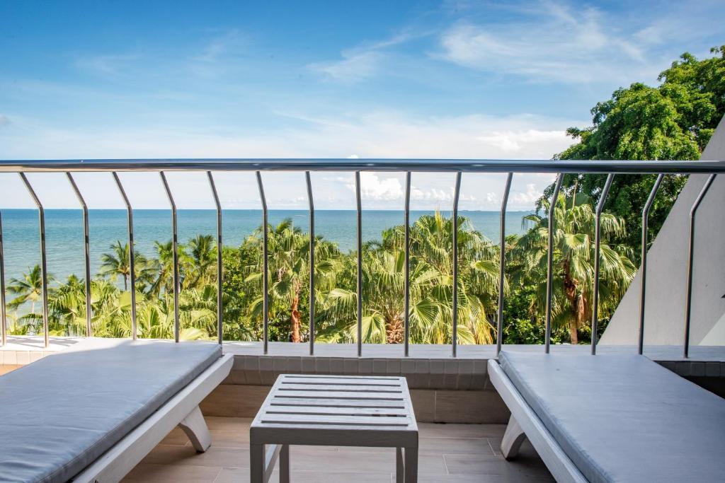 Паттайя: Royal Wing Suites & Spa Pattaya