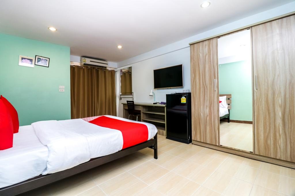 Бангкок: Gems Park Don Mueang