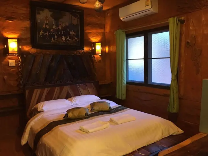Сай Йок: Saiyok River House