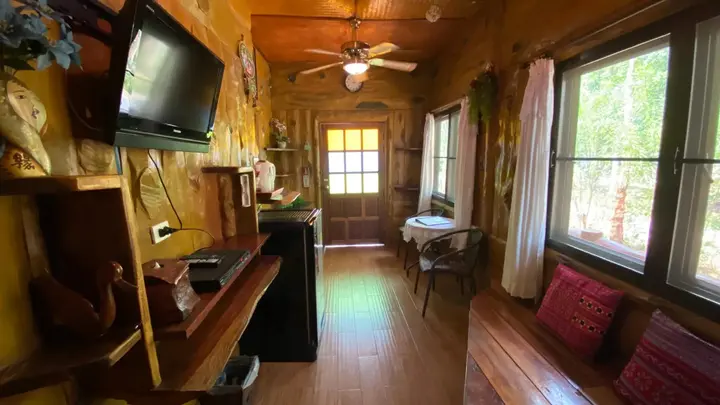 Сай Йок: Saiyok River House