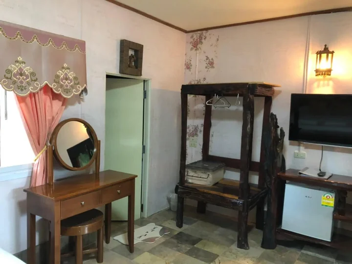 Сай Йок: Saiyok River House