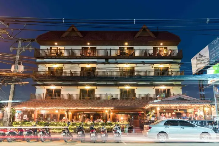 Паттайя: Jomtien Boathouse