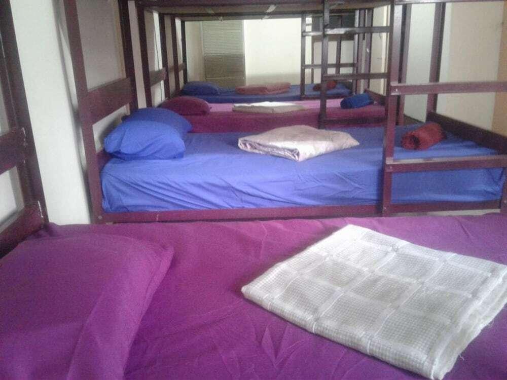 Бангкок: Yaya Guesthouse - Hostel