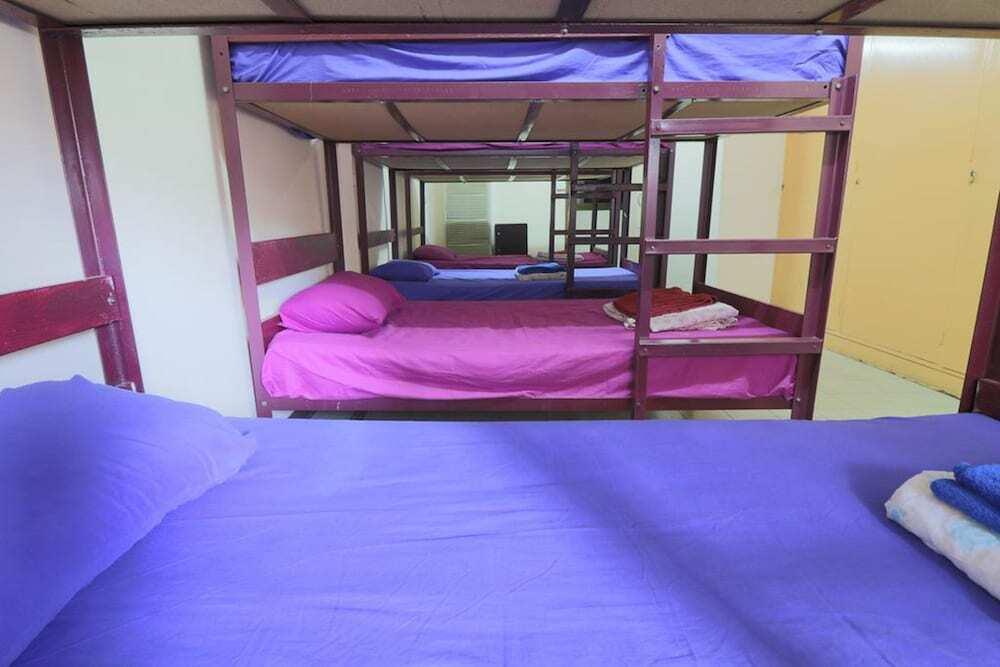 Бангкок: Yaya Guesthouse - Hostel