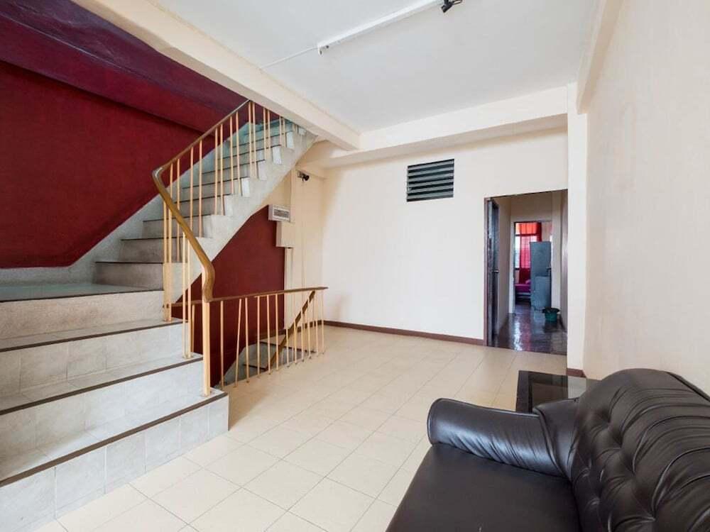 Бангкок: Yaya Guesthouse - Hostel