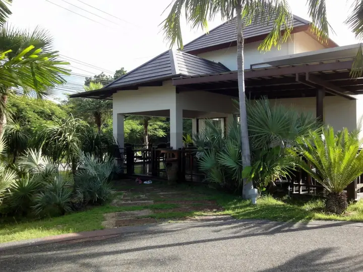 Бан Чанг: Royal Place Banchang