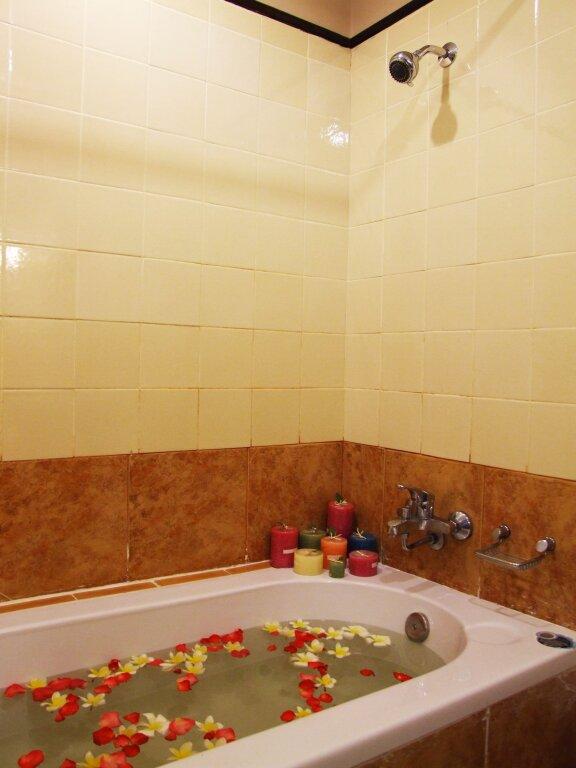 Паттайя: Sarita Chalet & Spa
