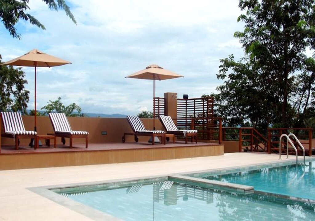 Сикхио: Mountain Creek Golf Resort & Residences