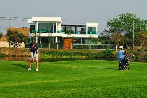 Банг Пхли: Aria Lake and Golf Villa