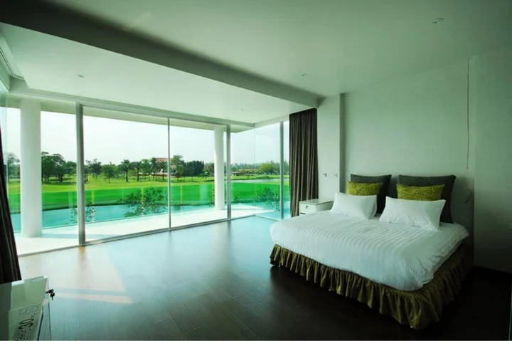 Банг Пхли: Aria Lake and Golf Villa