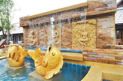 Муанг: Ao Chalong Villa Resort & Spa