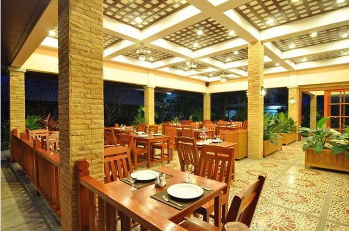 Муанг: Ao Chalong Villa Resort & Spa