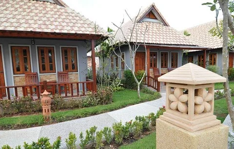 Муанг: Ao Chalong Villa Resort & Spa