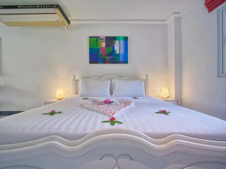 Кату: Serenity Lakeside Resort