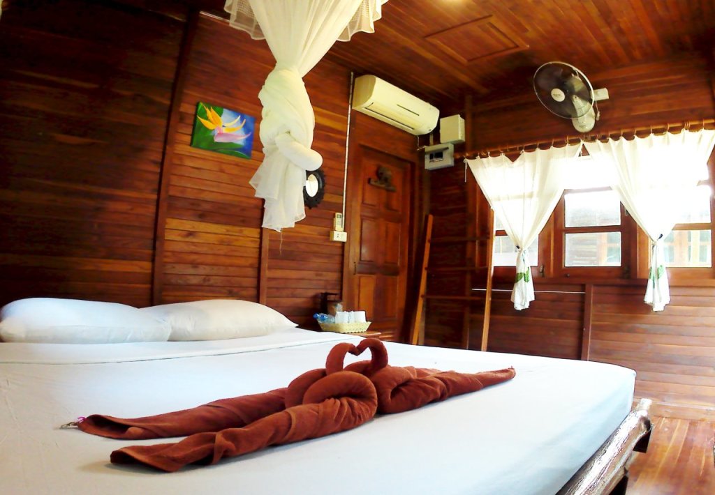 Ланта: Nice 'n Easy House