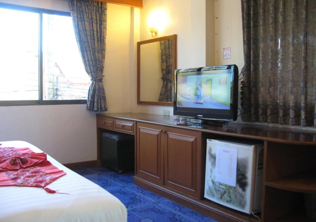 Кату: Vech Guesthouse