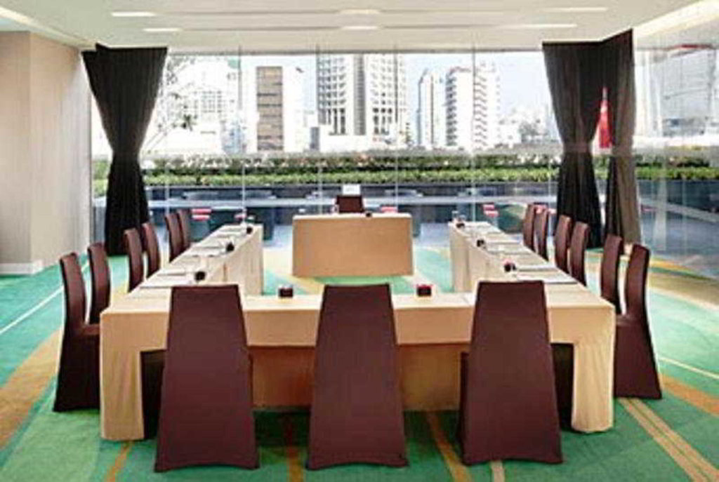 Бангкок: Four Points by Sheraton Bangkok, Sukhumvit 15