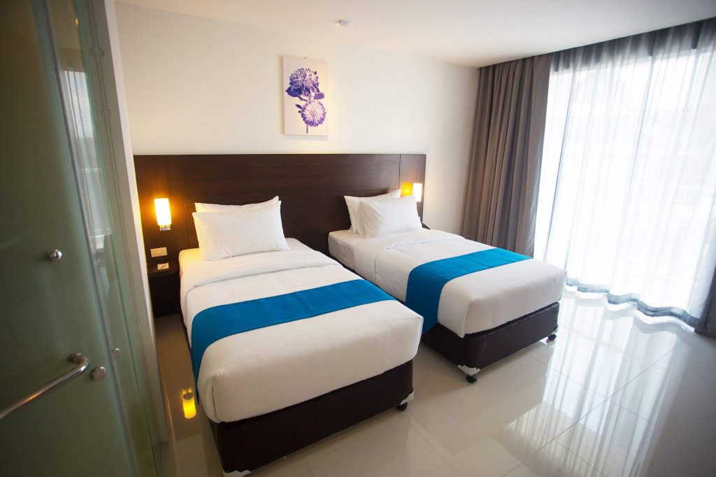 На Чом Тхиан: Rodina Beach Hotel