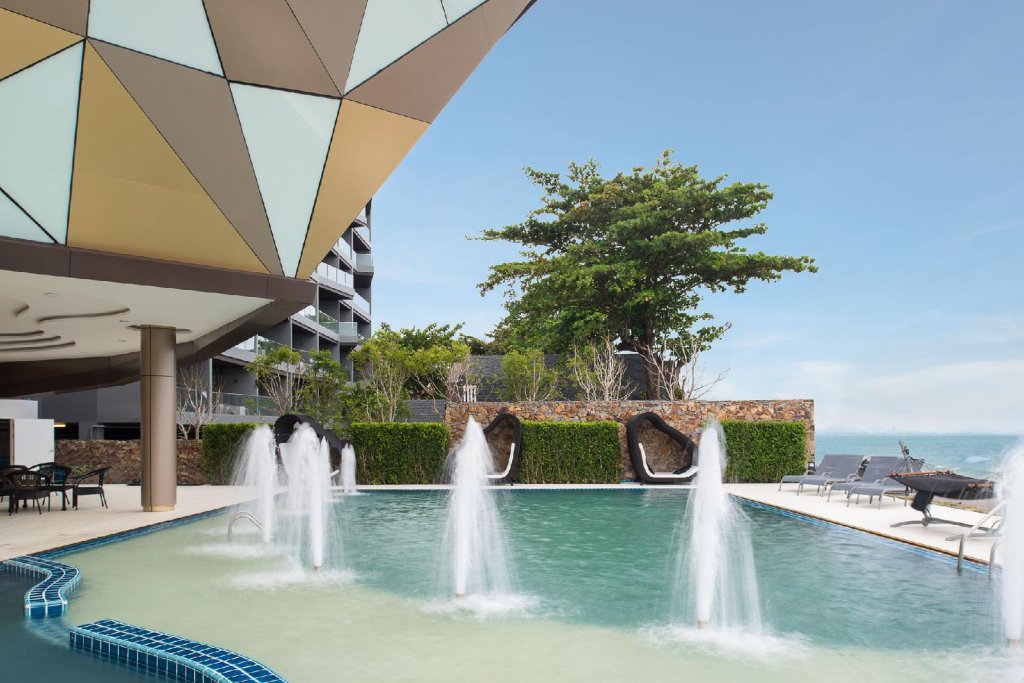 На Чом Тхиан: Rodina Beach Hotel