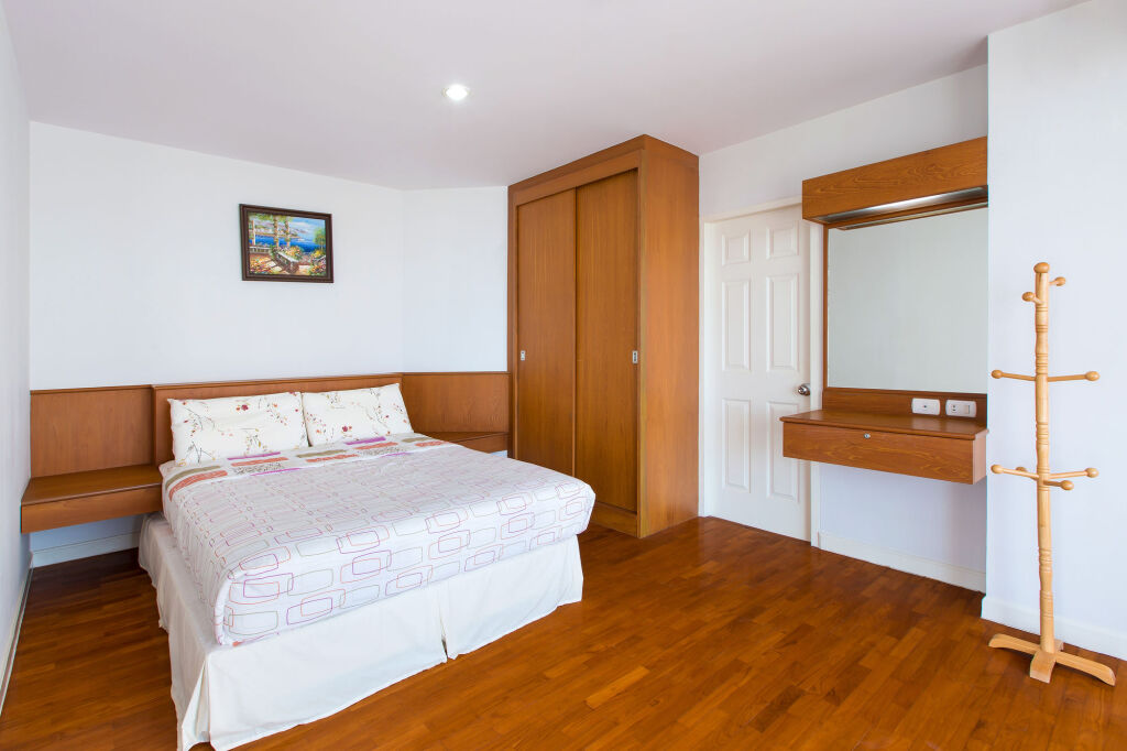 Baan Poolom Beachfront Condominium — фото 4
