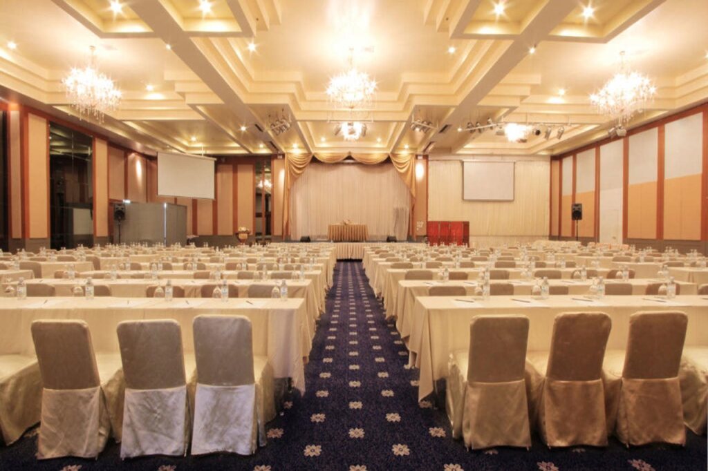 Пхукет: Royal Phuket City Hotel